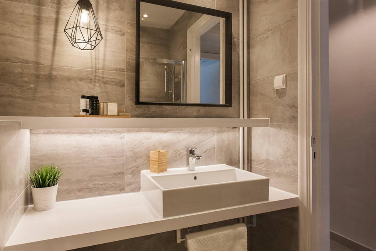 Chic And Cosy Flat In Plaka By Upstreet Apartment Атина Екстериор снимка
